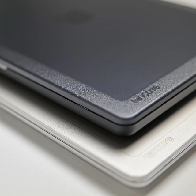 Carcasa rígida hardshell Incase EDGE MacBook Pro 14" M1-M4